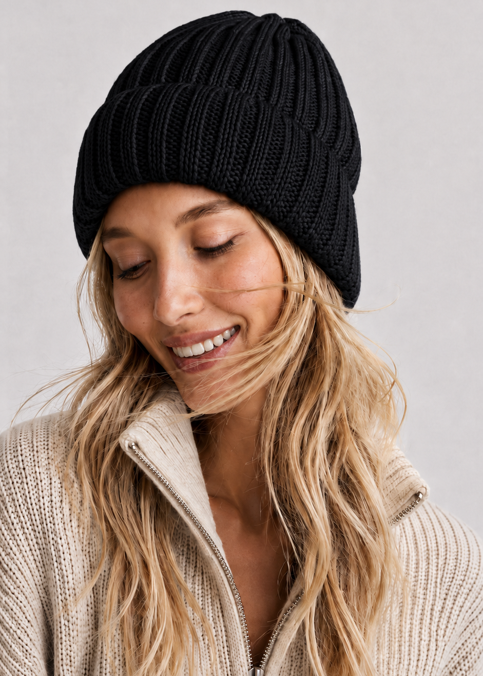 Knitted Beanie in Black